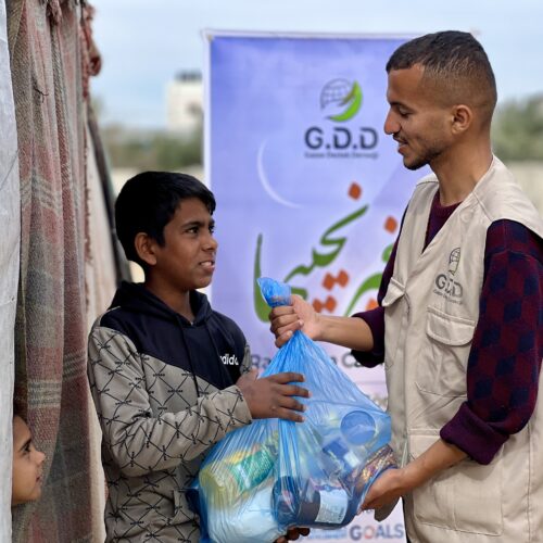 Ramadan food basket distribution continues for displaced families in Gaza